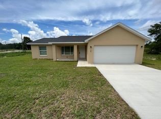 38 Malauka Circle Ln, Ocklawaha, FL 32179