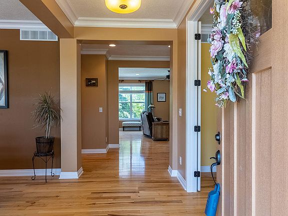 5th image of 2739 Elderberry Dr
