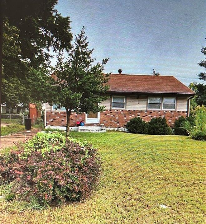 1st image of 308 Crawford Rd