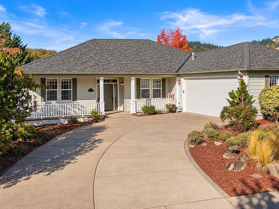 1st image of 3126 NW Buttercup Dr