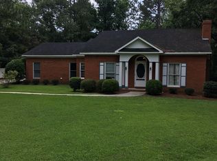 218 Oakleaf Dr, Statesboro, GA 30458