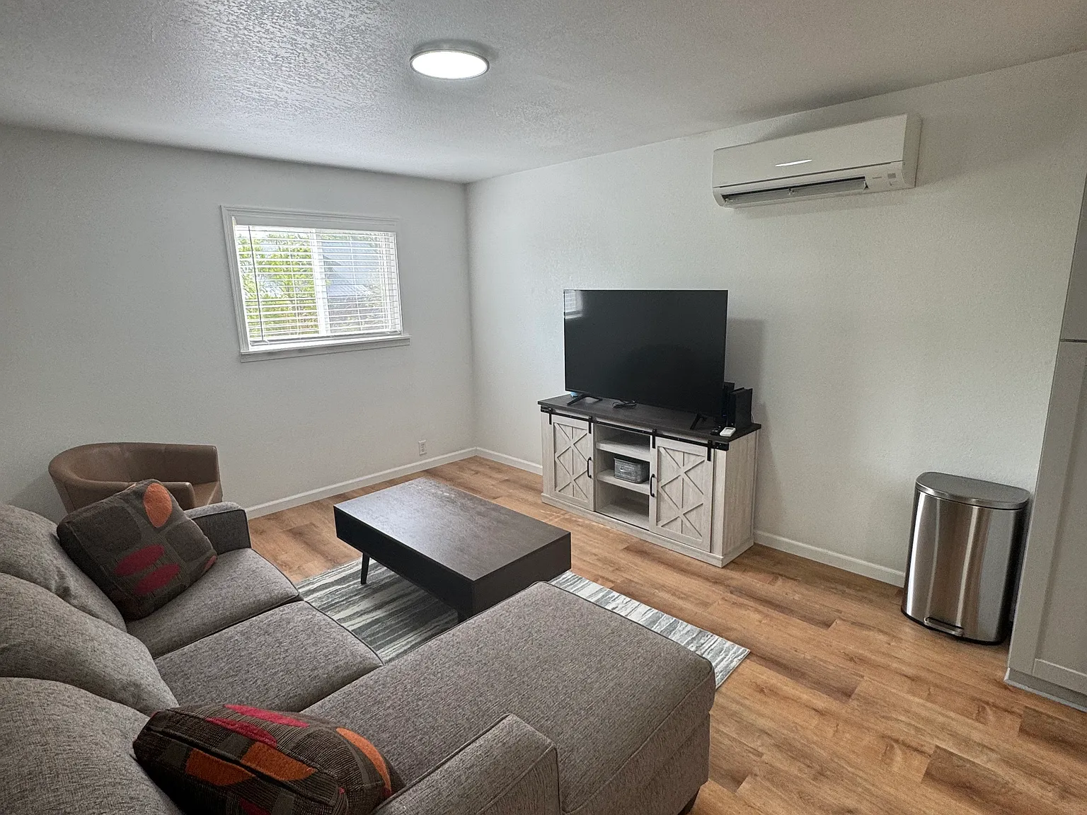 1 bed, 600 sqft, $1,000 — Photo 3