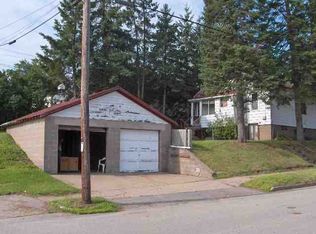 332 Cleveland Ave, Kingsford, MI 49802