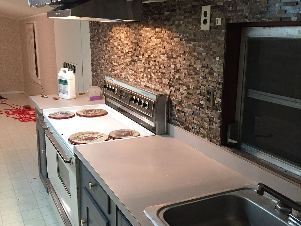 2nd image of 508 Mimosa Dr