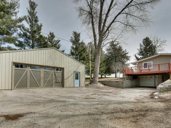 6416 N 48th St, Quincy, IL 62305