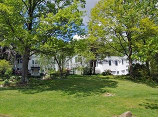 560 Overlook Rd, Mansfield, OH 44907