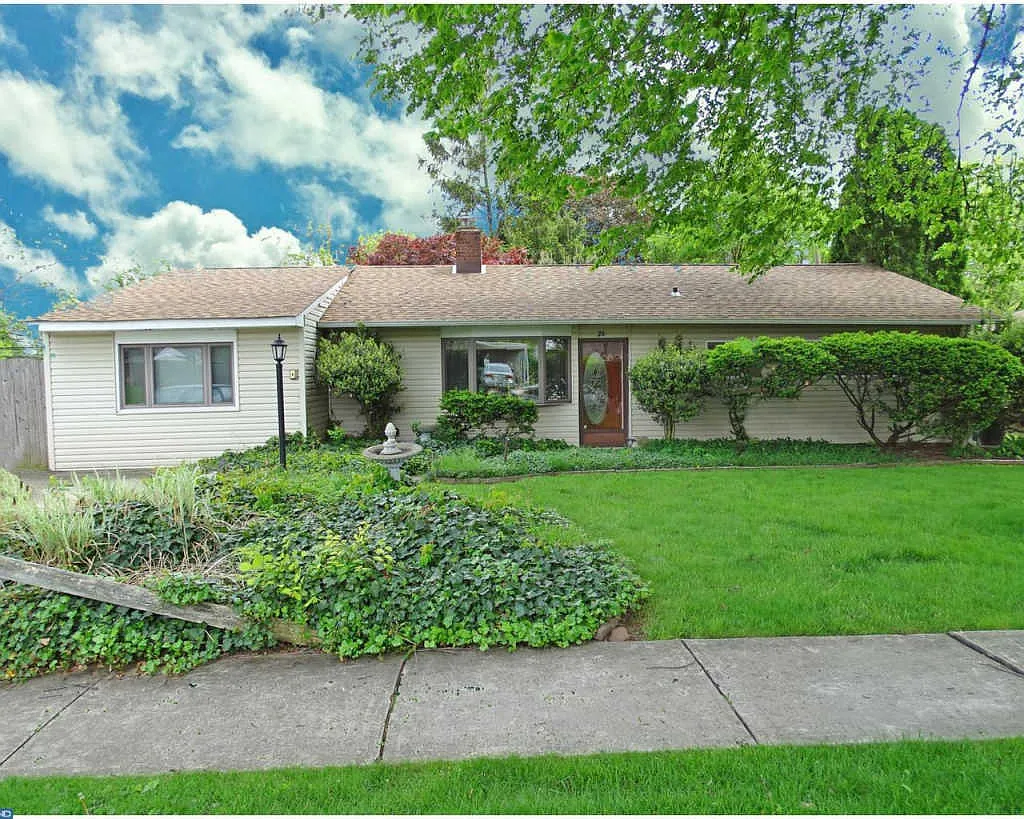 26 Mulberry Ln photo 1