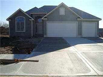 1st image of 3121 NE 91st Pl