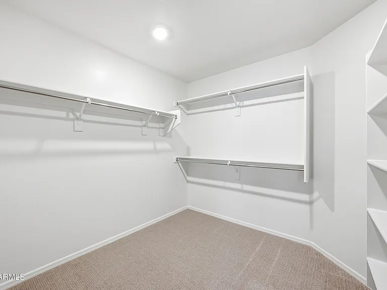 24661 W Jessica Ln — Photo 2