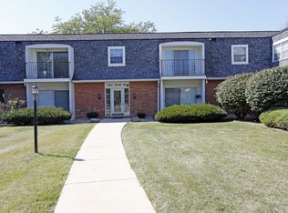 6009 N Old Orchard Dr #204, Peoria, IL 61614