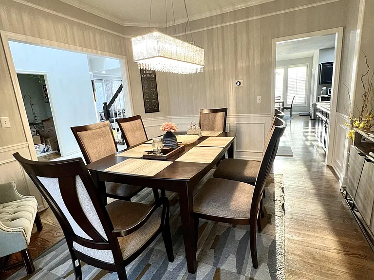 Dinning Area 1
