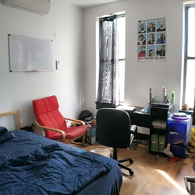 Rented by Nooklyn NYC LLC | media 3