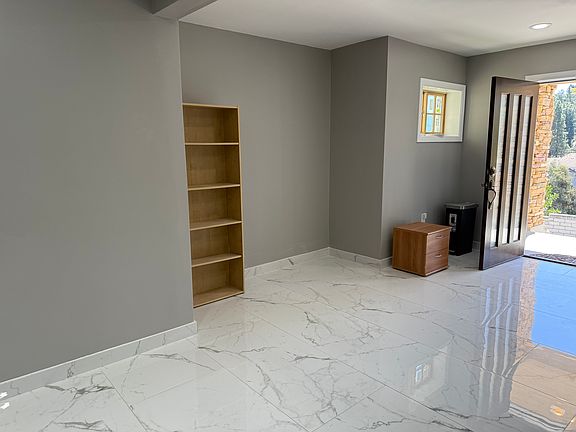 3rd image of 4370 Date Ave #B