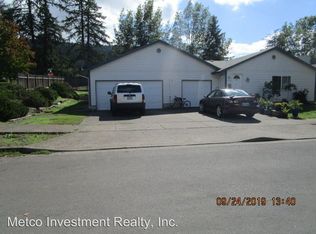 150 N 73rd St, Springfield, OR 97478