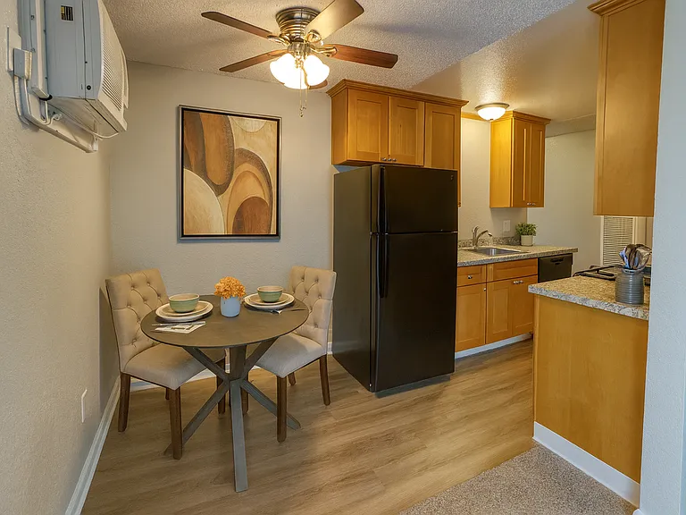 AltaVista Commons — Photo 20
