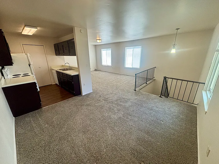 8317 Camelot Ct — Photo 2