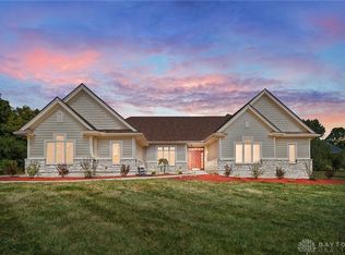 7038 Ashwood Ct, Springboro, OH 45066