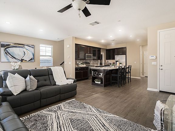 5th image of 332 Kapalua Bay Cir