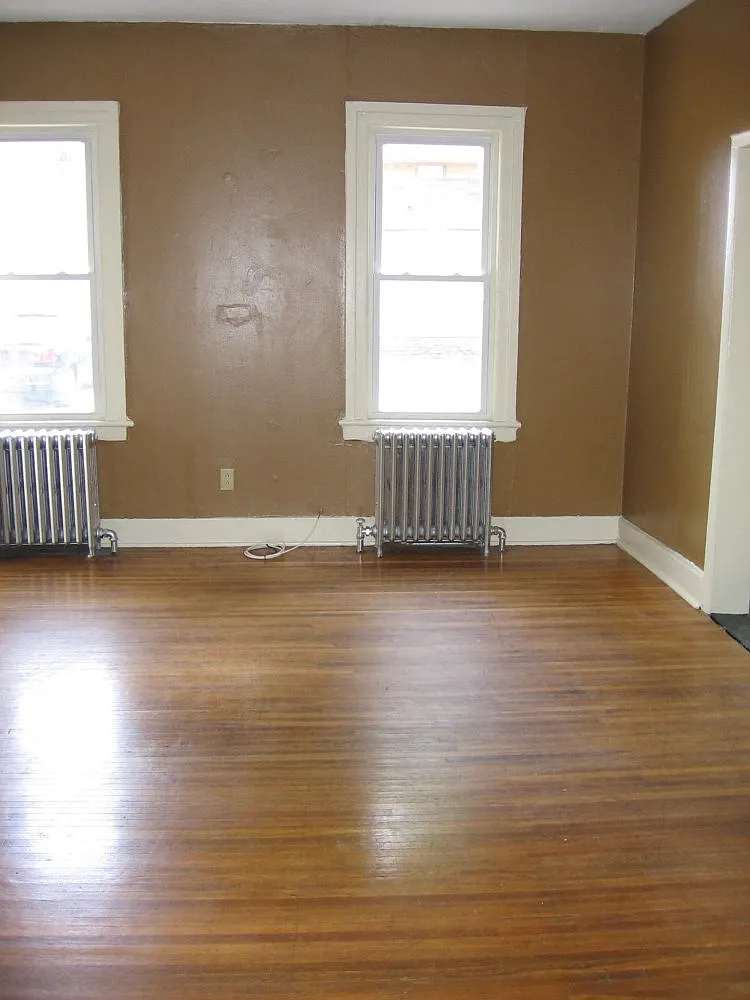 2 bed, 650 sqft, $1,100 — Photo 3