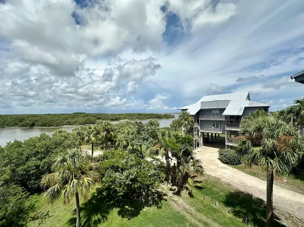 11 Old Mill Dr UNIT 7-E, Cedar Key, FL 32625