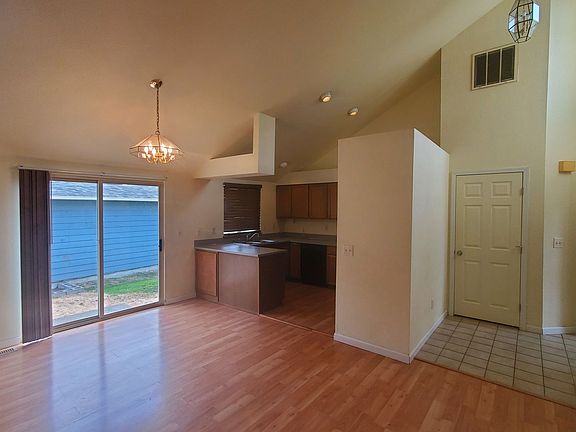 2nd image of 7640 Colony Ct NE