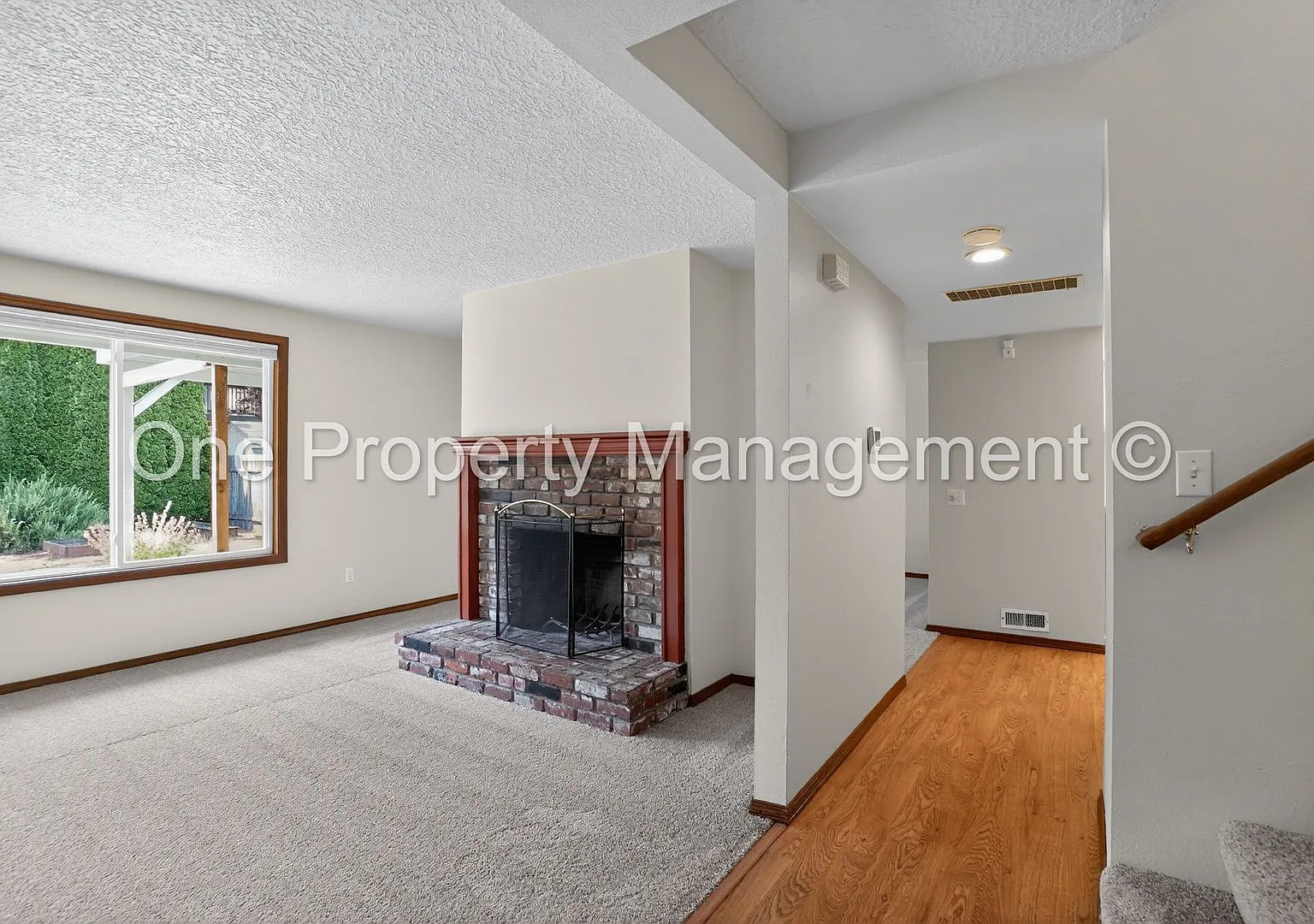 Cascade Park Charmer with Large Yard! — Photo 3