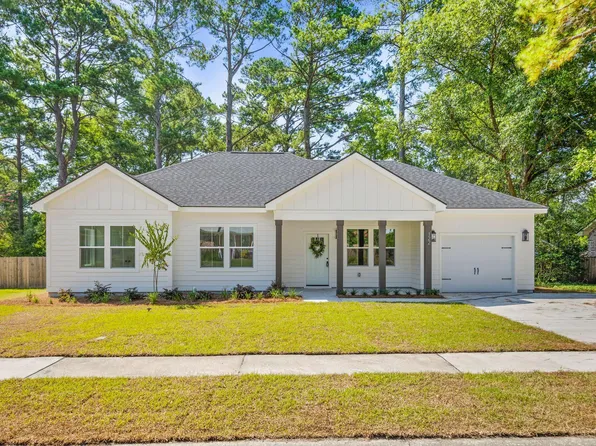 122 Bramwell Dr, Summerville, SC 29485