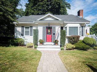 30 Andrea Rd, Waltham, MA 02453