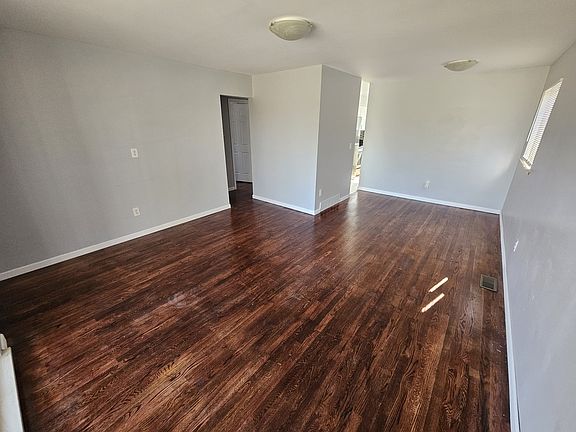 2nd image of 26270 Tawas St