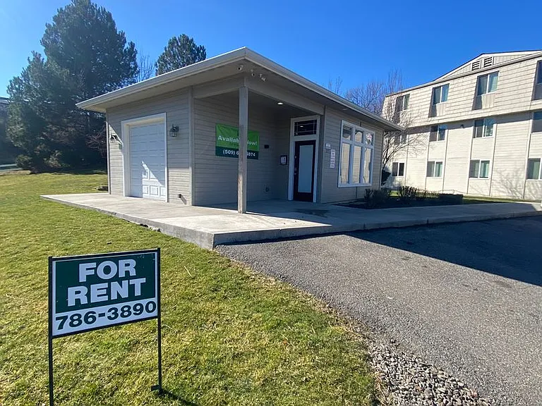 229 Canyon Dr #11 — Photo 14
