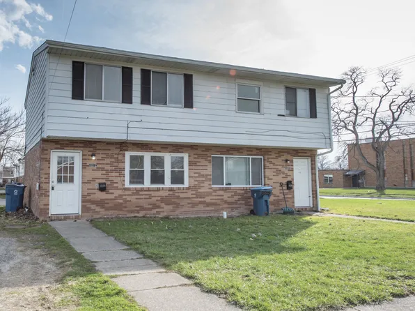 3012 Larkmoor St #2, Lorain, OH 44052