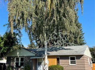 12 W Grape St, Omak, WA 98841