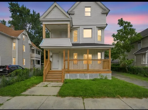 35-37 Ozark St, Springfield, MA 01108
