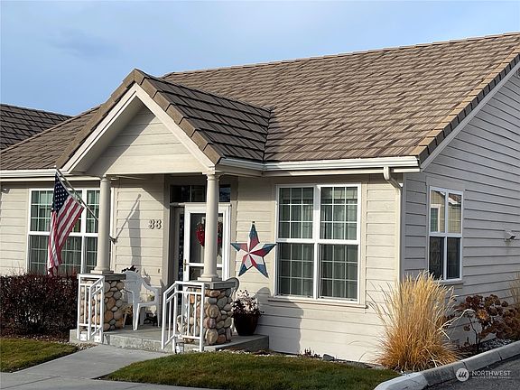 2nd image of 1494 Eastmont Avenue #38