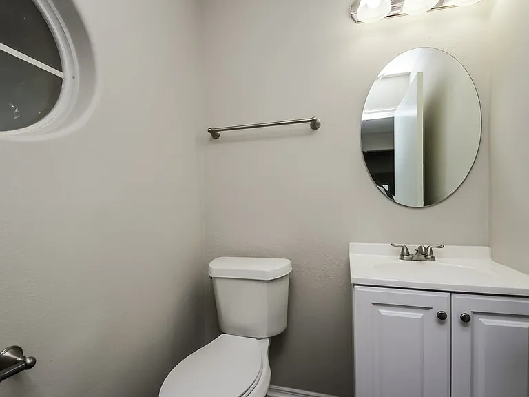 13028 Lily Pond Ct — Photo 15