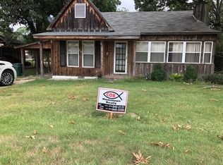 518 W 2nd St, Dewitt, AR 72042