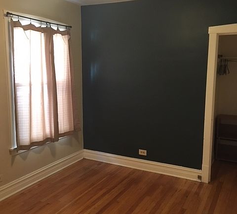 4th image of 4462 W Wilson Ave #1