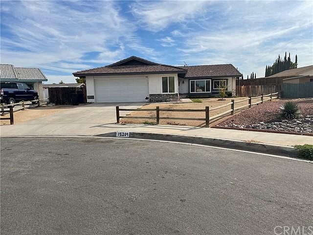 1st image of 15209 Mesquite Pl