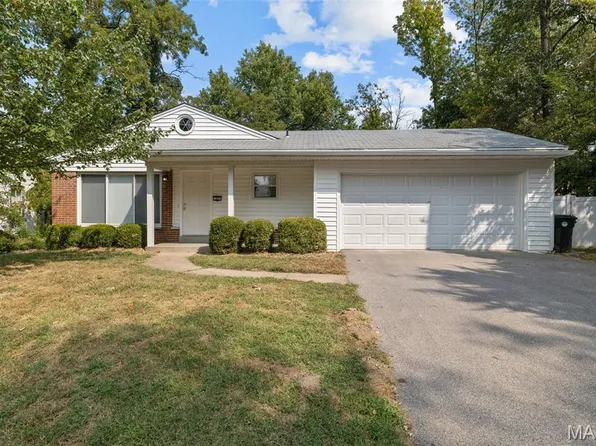 303 Danworth Ct, Saint Louis, MO 63122