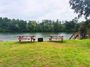 129 River Rd, Columbia, AL 36319