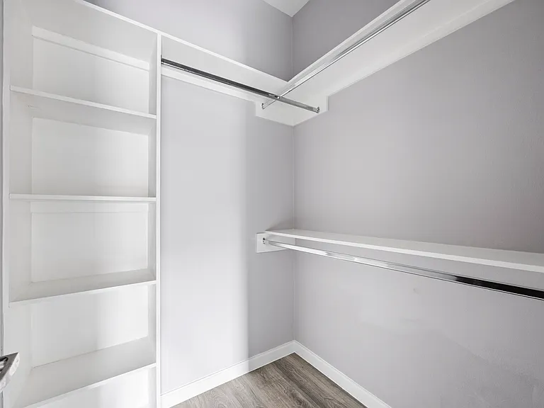 1305 E Daffodil Ave #D — Photo 5