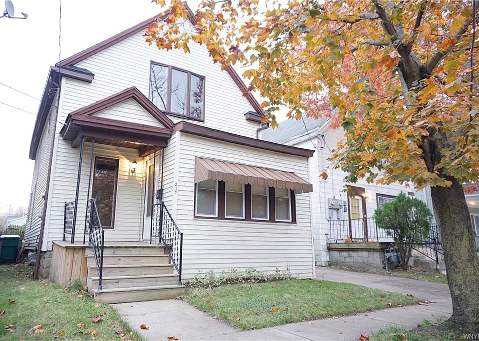 1st image of 217 Schiller St