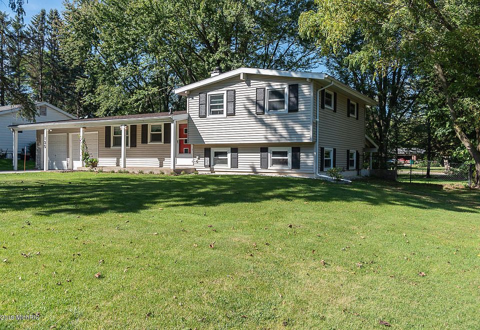 1st image of 135 Oakland Pl