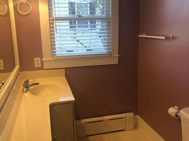 318 Myers St — Photo 17