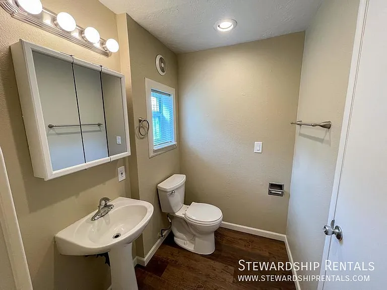1859 W 12th Ave — Photo 10
