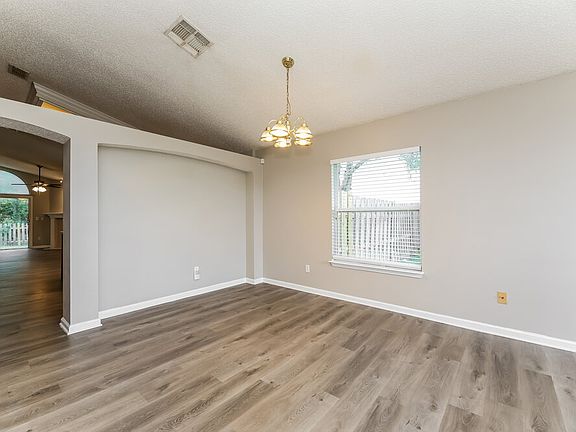 5th image of 12630 Richfield Blvd