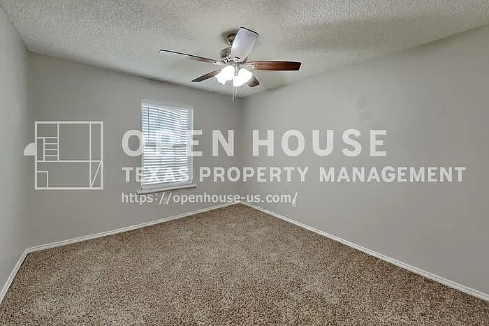 6100 Springwood Dr — Photo 13
