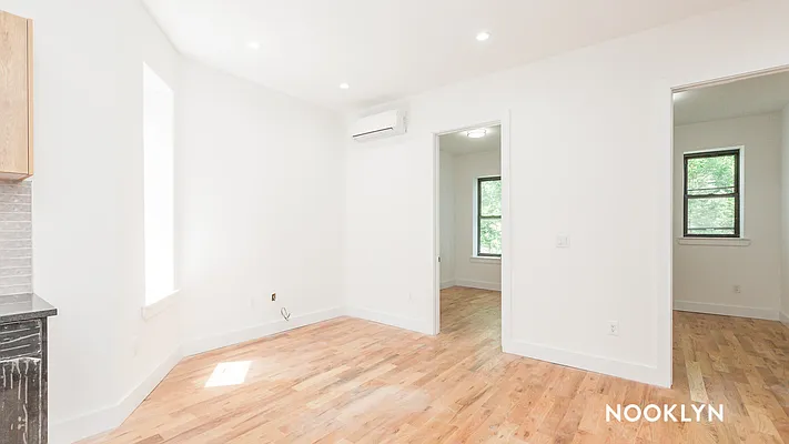 Rented by Nooklyn NYC LLC | media 24