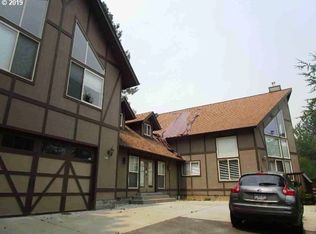 960 Riverbanks Rd, Grants Pass, OR 97527