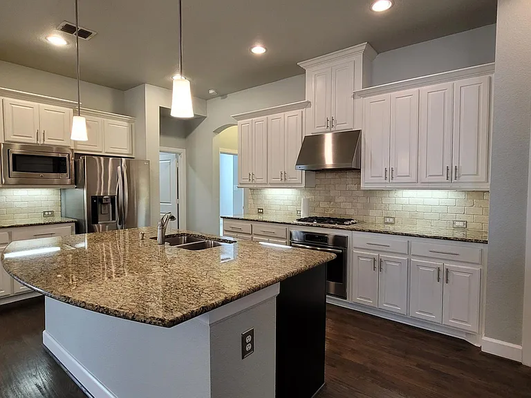 2621 Hundred Knights Dr — Photo 8